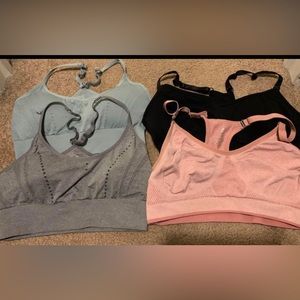 Women’s medium sports bras